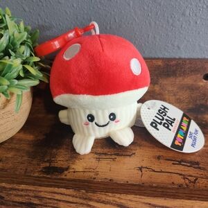 Red Mushroom Clip Plush Pal Nwt Backpack Keychain Kids Stuffed Toy Mini New